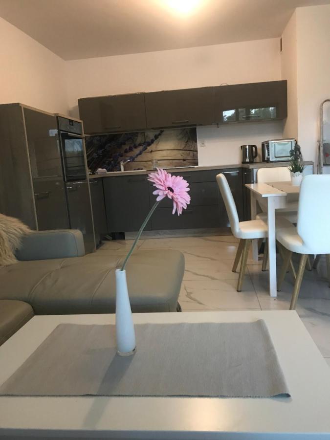 Ive'S Gardenia Seaside Apartment Dziwnow Exterior photo